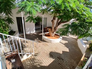 Property grounds - Villa Saffier is a cozy and safe apartment in Eros Park in Windhoek, Namibia.
. (Windhoek)