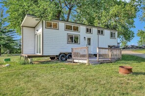 Exterior - Experience Tiny Living at Tin Cup RV Park! (Mahomet)
