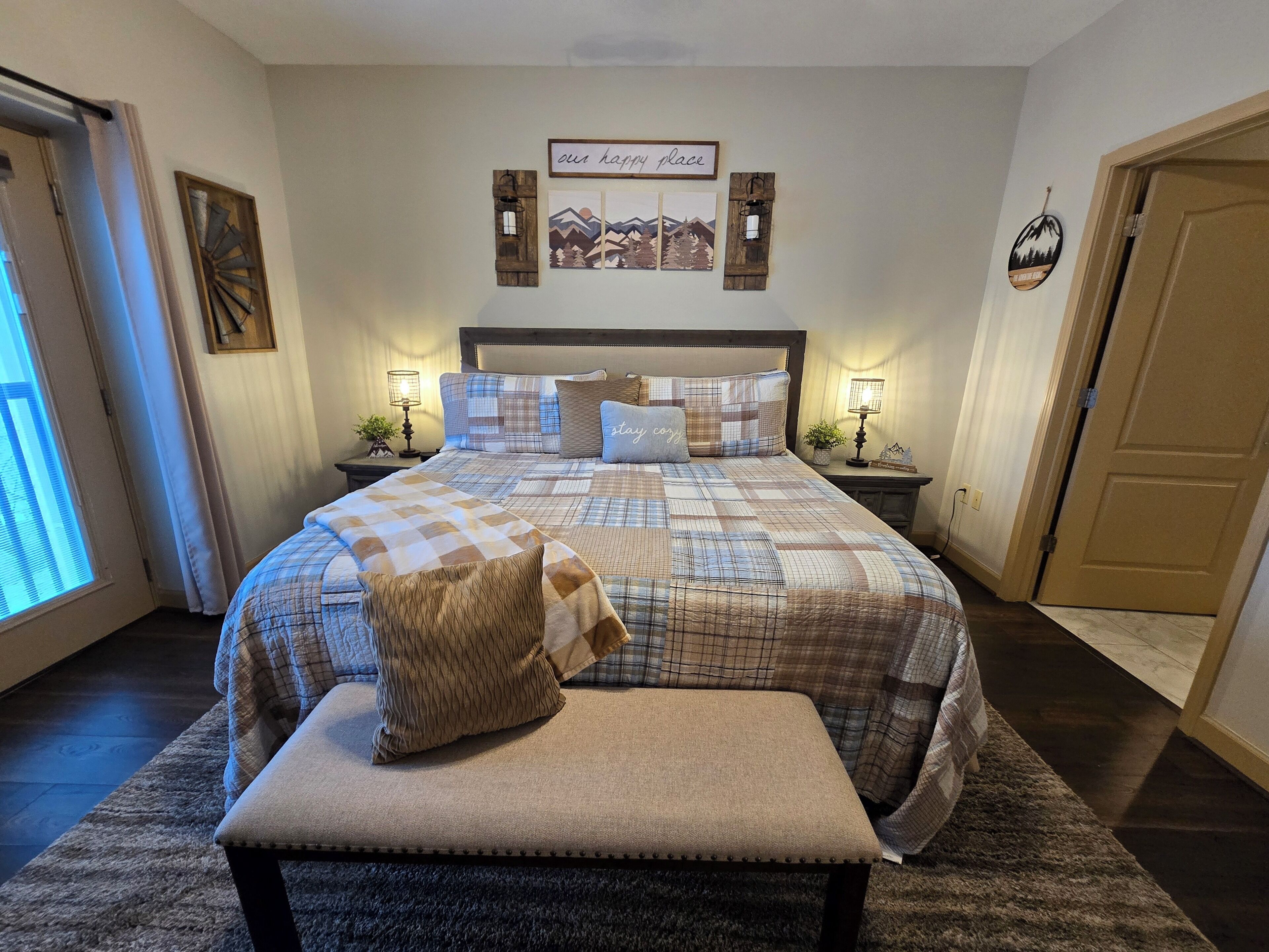 1 bedroom, iron/ironing board, travel crib, free WiFi