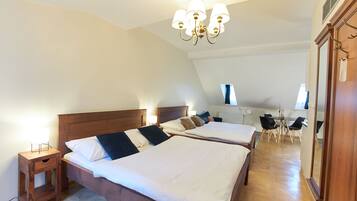 Caja de seguridad en la habitación, cortinas blackout y wifi gratis