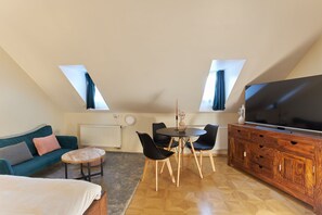Apartment, 1 Schlafzimmer | Fernseher