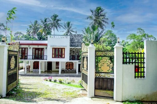 Serene Bungalow Near Sinharaja Rainforest | Ideal for Nature Lovers…..