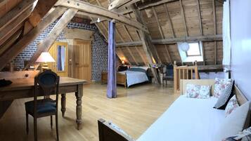 2 chambres, bureau, Wi-Fi gratuit, draps fournis