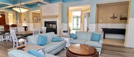 Fernseher, Kamin, Computerbildschirme