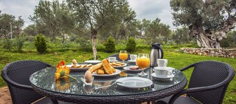 Ιndependent Bungalow 2