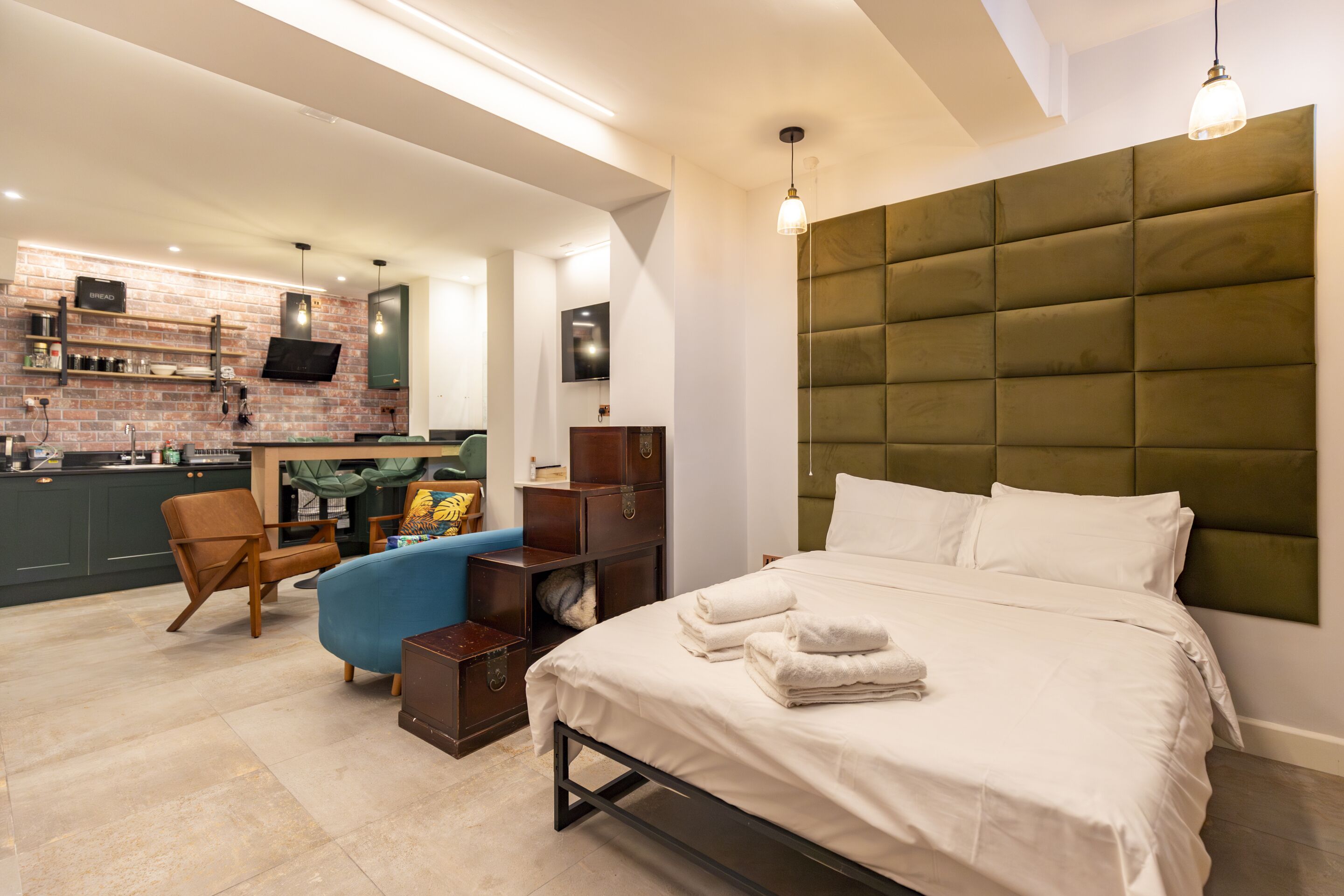 1 bedroom, desk, iron/ironing board, free WiFi