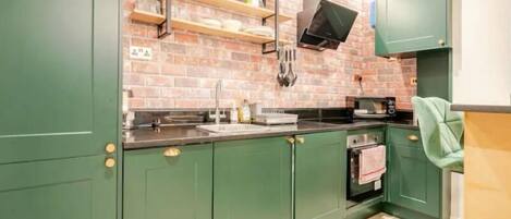 Fridge, microwave, oven, dishwasher