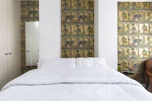 1 chambre, bureau, Wi-Fi gratuit, draps fournis