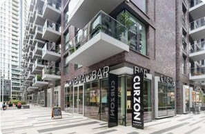 Exterior - Aldgate London City Boutique Cosy Studio 4 (London)