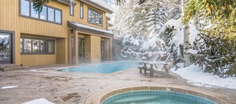 Trails Edge by Snowmass Vacations