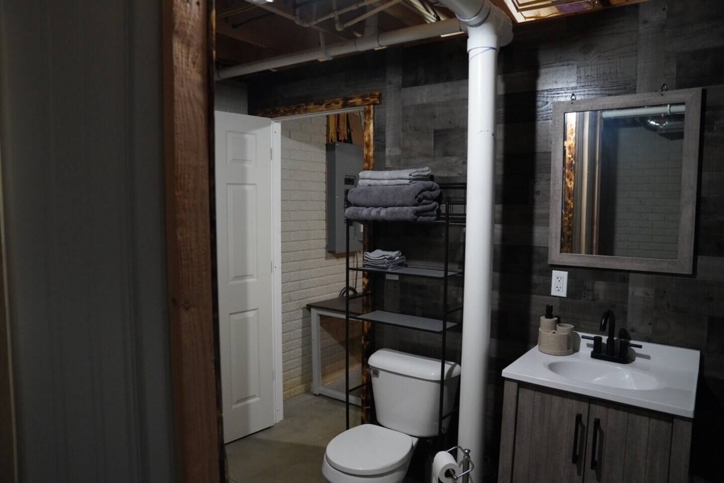 Shower, towels, soap, toilet paper