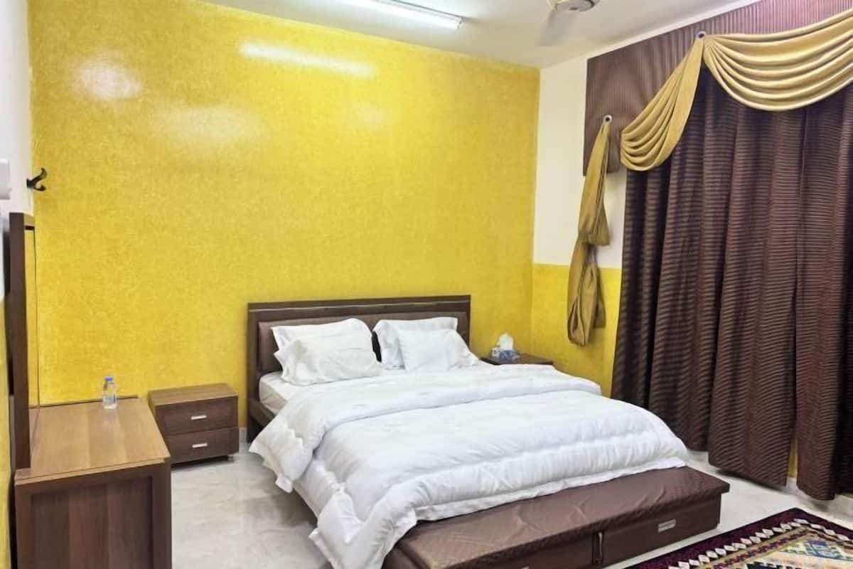 Individually decorated, individually furnished, soundproofing, free WiFi