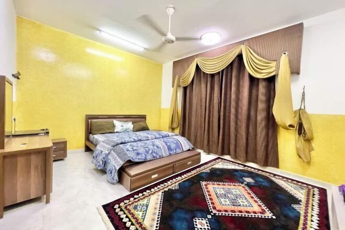 Individually decorated, individually furnished, soundproofing, free WiFi