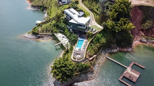 Murat House