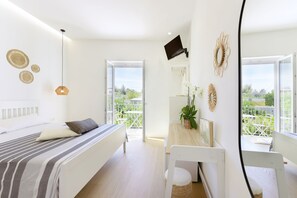 Superior Room | 1 bedroom, Egyptian cotton sheets, premium bedding - Sea More - Rooms (Procida)