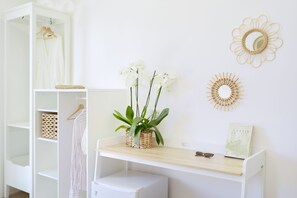 Superior Room | 1 bedroom, Egyptian cotton sheets, premium bedding - Sea More - Rooms (Procida)