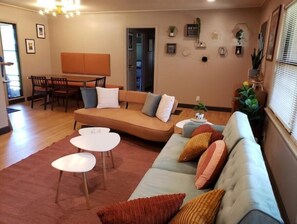 Living area - Riverside midcentury 3 bedroom 2 bath charmer. (Tulsa)