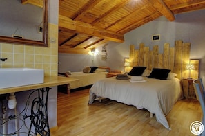 2 camere, ferro/asse da stiro, Wi-Fi gratuito, lenzuola