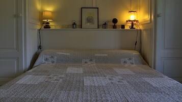 4 habitaciones, tabla de planchar con plancha y wifi gratis