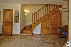 Interior - La Caronnière - Peyzieux-sur-saone (PEYZIEUX-SUR-SAONE)