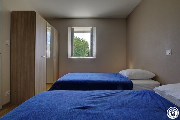 2 bedrooms, iron/ironing board, free WiFi, bed sheets - Bresse - Tossiat - Gîte (TOSSIAT)