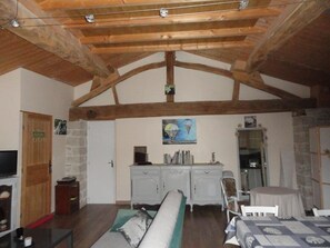 Interior - L'orchidée Sauvage - Bohas-meyriat-rignat (BOHAS-MEYRIAT-RIGNAT)