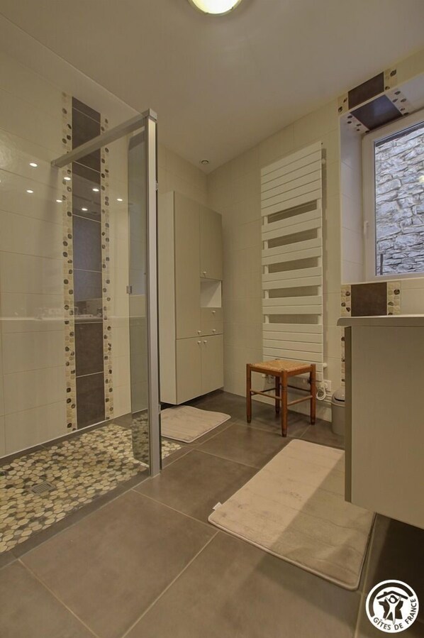 Interior - Le Perroux - Bohas-meyriat-rignat (BOHAS-MEYRIAT-RIGNAT)