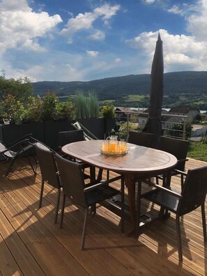 Outdoor dining - Gîte du Banchets - Samognat (SAMOGNAT)