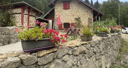 Le Pailly Bas - GEX - Gîte