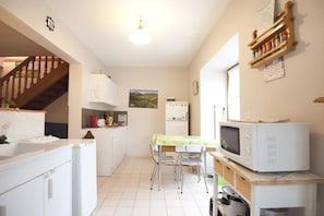 Microwave, oven, coffee/tea maker, toaster