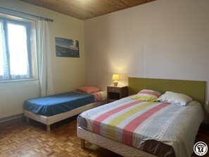 1 bedroom, iron/ironing board, free WiFi - G424020 - Tramoyes - Gîte (TRAMOYES)