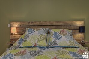3 habitaciones, tabla de planchar con plancha y wifi gratis 