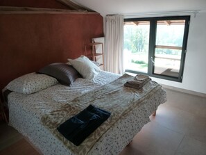 2 soverom, strykejern/-brett, wi-fi (inkludert) og sengetøy