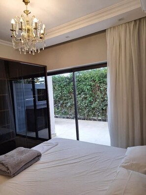 2 Schlafzimmer, Bügeleisen/Bügelbrett, Reisekinderbett, kostenloses WLAN