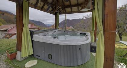 G104010 - Chezery-forens