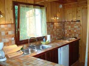 Microwave, oven, dishwasher, coffee/tea maker - L'herbe D'or - LE Poizat-lalleyriat (LE POIZAT-LALLEYRIAT)