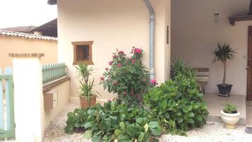 Enceinte de lâhĂ©bergement