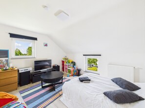 5 bedrooms, free WiFi, bed sheets, wheelchair access - Gîte Charmant en Ardenne ! (Neufchâteau)
