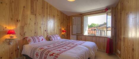 2 dormitoris, planxa i posts de planxar i wifi gratuïta