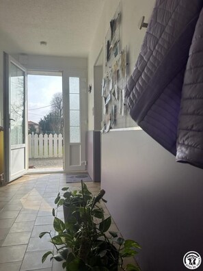 Interior - Nuance Mauve - Saint Benigne (SAINT BENIGNE)