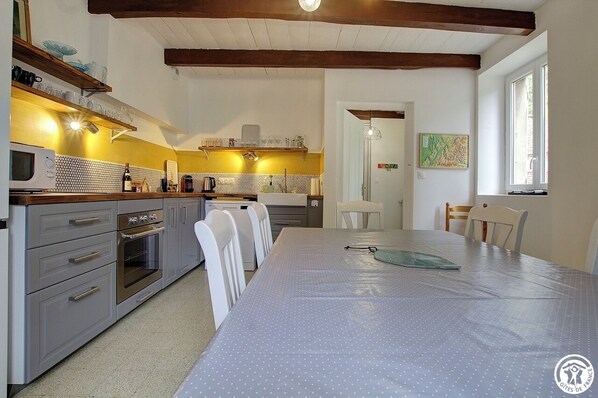 Microwave, oven, dishwasher, coffee/tea maker - La Tesselle - Bregnier Cordon (BREGNIER CORDON)