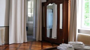 3 chambres, Wi-Fi gratuit, draps fournis