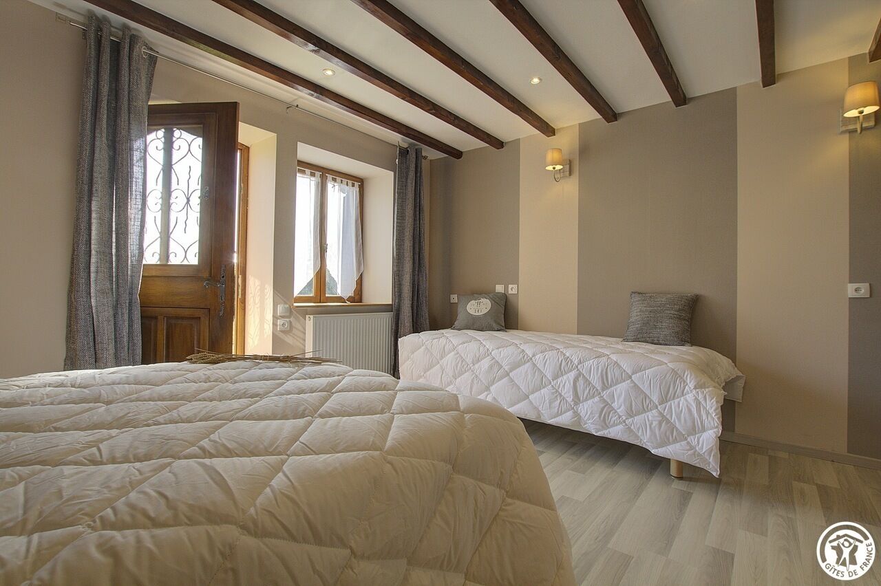 2 slaapkamers, een strijkplank/strijkijzer, gratis wifi, rolstoeltoegang