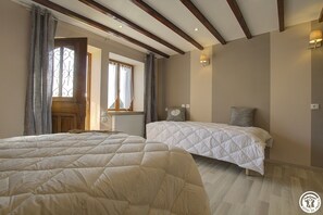 2 dormitoris, planxa i posts de planxar i wifi gratuïta