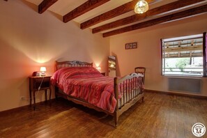 2 soveværelser, strygejern/strygebræt