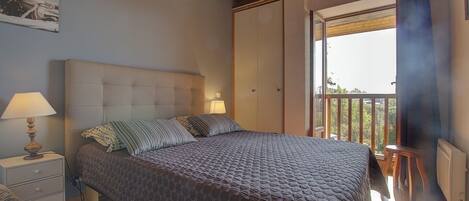 2 chambres, fer et planche à repasser, Wi-Fi gratuit