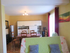 Interior - Le Petit Plan - Saint-just (SAINT-JUST)