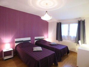 3 bedrooms, iron/ironing board, free WiFi - Le Petit Plan - Saint-just (SAINT-JUST)