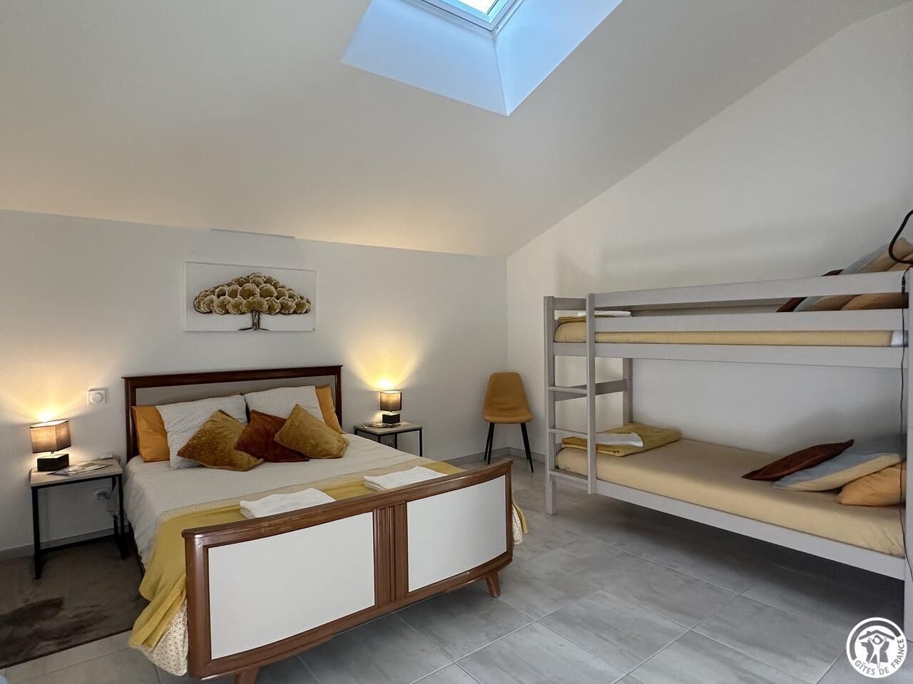 4 間睡房、熨斗/熨衫板、免費 Wi-Fi、床單