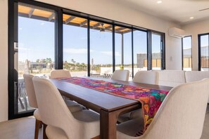 Dining - Brand New Ocean View Villa (Gato Todos Santos)